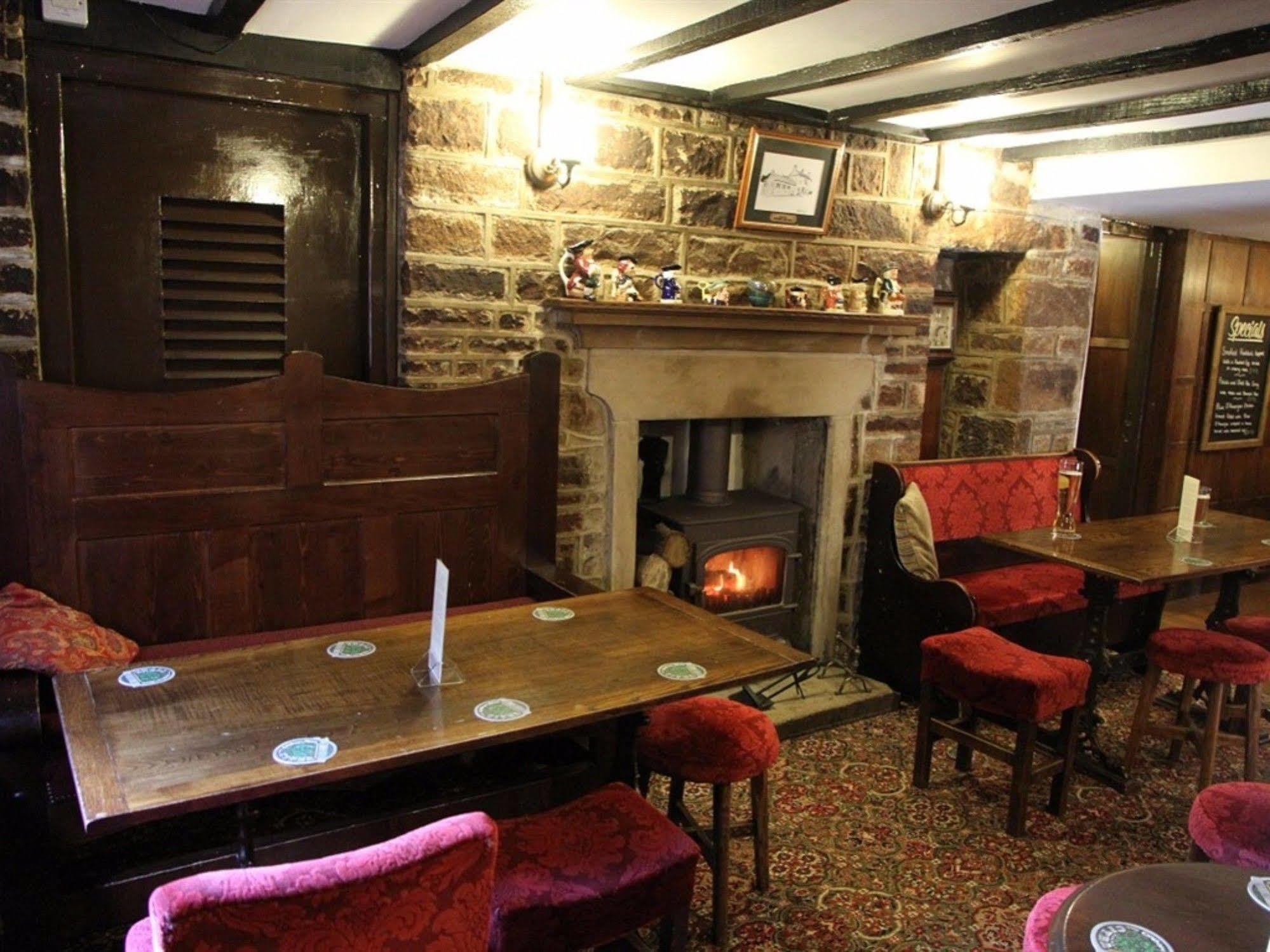 The Jug And Glass Inn Matlock  Exterior photo